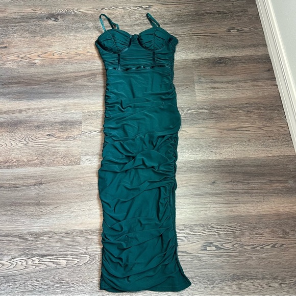 Windsor Green Ruched Bodycon Dress - Picture 1 of 8